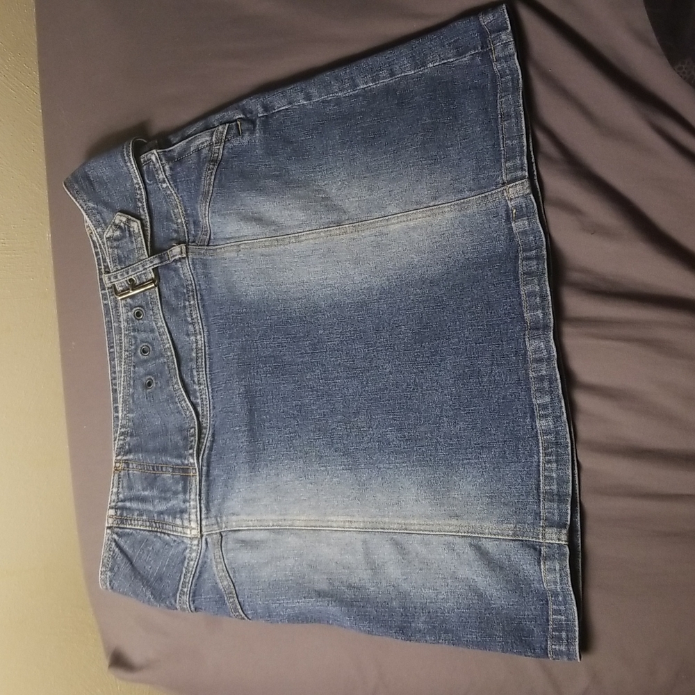 Final Drop❗Vintage 80s style denim skirt
